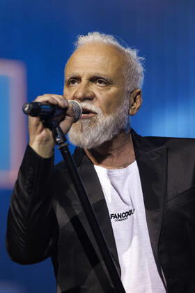 Sänger Nino de Angelo bei das große Schlagerfest XXL in der Lanxess-Arena. Köln, 23.04.2022 NRW Deutschland Copyright: xChristophxHardtx