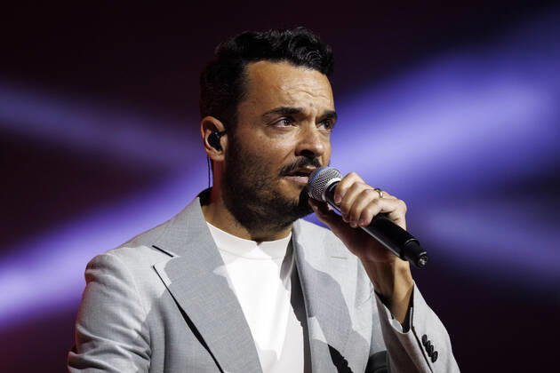 Sänger Giovanni Zarrella bei das große Schlagerfest XXL in der Lanxess-Arena. Köln, 23.04.2022 NRW Deutschland Copyright: xChristophxHardtx