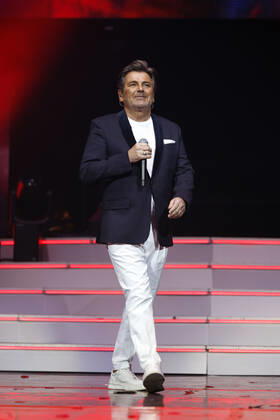 Popsänger Thomas Anders bei das große Schlagerfest XXL in der Lanxess-Arena. Köln, 23.04.2022 NRW Deutschland Copyright: xChristophxHardtx