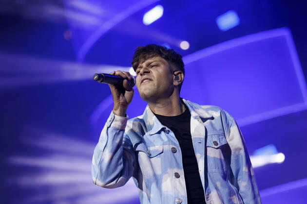 Schlagersänger Julian Reim bei das große Schlagerfest XXL in der Lanxess-Arena. Köln, 23.04.2022 NRW Deutschland Copyright: xChristophxHardtx