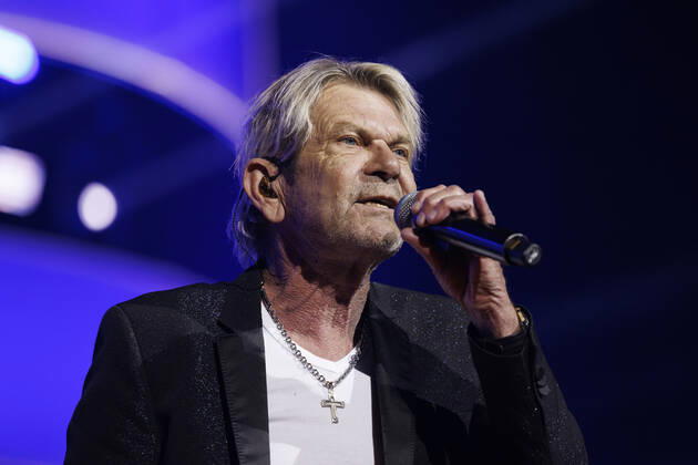 Popsänger Matthias Reim bei das große Schlagerfest XXL in der Lanxess-Arena. Köln, 23.04.2022 NRW Deutschland Copyright: xChristophxHardtx