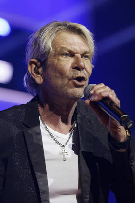 Popsänger Matthias Reim bei das große Schlagerfest XXL in der Lanxess-Arena. Köln, 23.04.2022 NRW Deutschland Copyright: xChristophxHardtx