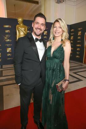 23.04.2022, Wiener Hofburg, ROMY - Film- u. TV-Preis, Gala-Verleihung des Fernseh-Preises von ORF u. KURIER im Bild: Andreas Moravec, -mit Gattin, ROMY - Film- u. TV-Preis