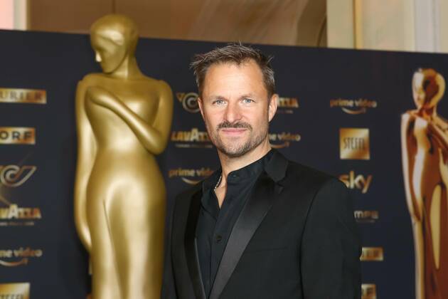 23.04.2022, Wiener Hofburg, ROMY - Film- u. TV-Preis, Gala-Verleihung des Fernseh-Preises von ORF u. KURIER im Bild: Philipp Hochmair, ROMY - Film- u. TV-Preis