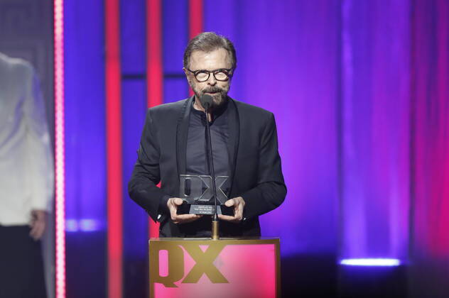 Bjorn Ulvaeus receives the award Song of the Year for Don t Shut Me Down with ABBA during the QX Gay Gala at Cirkus in Stockholm, Sweden, April 25, 2022 Stockholm Sweden x10430x,  Copyright: xChristinexOlssonx QX GAY GALA 2022