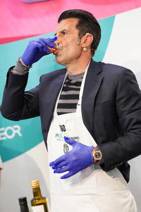 Portuguese football legend Luis Figo performs a show-cooking by Epigen Healthy Bite during the Salon Gourmets 2022. April 26, 2022. (2022042649)