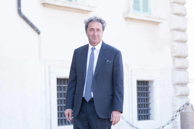 Italy: Nominees for David di Donatello 2022 Awards in Rome Paolo Sorrentino in front of entrance to Quirinal Palace in Rome for presentation ceremony of nominations for David di Donatello 2022 awards Rome Italy Copyright: MatteoxNardone