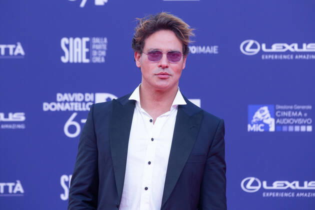 Verleihung des David di Donatello-Preises 2022 in Rom Italy: Red Carpet of David di Donatello 2022 Awards ceremony Gabriel Garko attends the red carpet of David di Donatello 2022 awards ceremony in Rome Rome Italy Copyright: MatteoxNardone