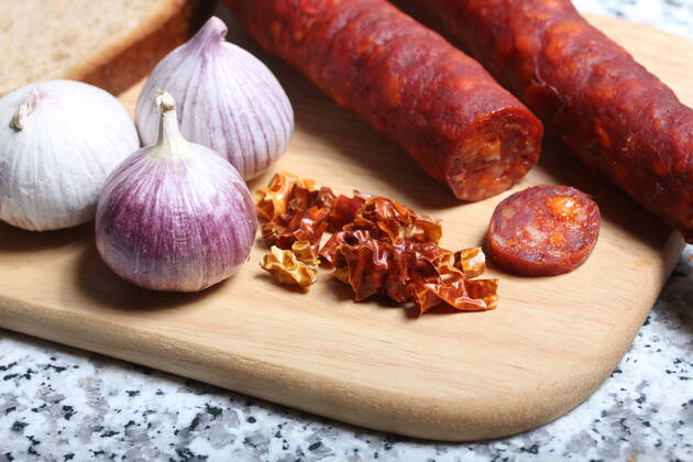 chorizo , 2939981.jpg, appetizer, background, buffet, chorizo, close-up, cooking, cuisine, culinary, cut, eat, fat, food, gastronomy, gourmet, lunch, meat, peppered, pork, red, restaurant, sausage, sliced, slices, smoked, spain, spanish, spiced, pepper, garlic, wood, chillie,