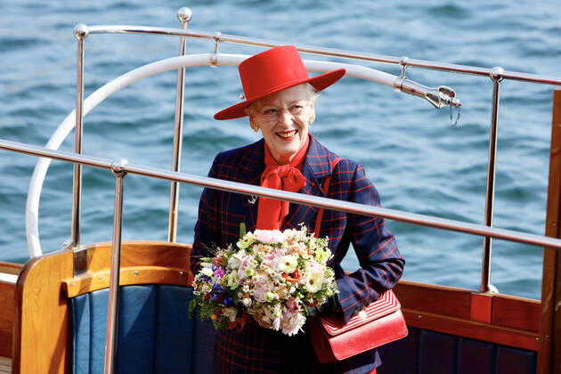 Bilder des Jahres 2022, Entertainment 05 Mai Entertainment Themen der Woche KW18 Entertainment Bilder des Tages Königin Margrethe von Dänemark an Bord des königlichen Schiffes Dannebrog in Kopenhagen 04-05-2022 Queen Margrethe officially aboard the Royal ship Dannebrog at Nordre Toldbod in Copenhagen. Â  Copyright: xPPEx