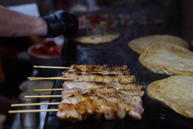 Greece: Popular street food Souvlaki prices soar under inflation A cook prepares the traditional street food Souvlaki in a restaurant. The price of Greece s most popular street food soar, as inflation has increased to around 10.7 percent in May from 10.2 percent in April, reaching its highest level in 28 years. Athens Greece Copyright: DimitrisxAspiotis