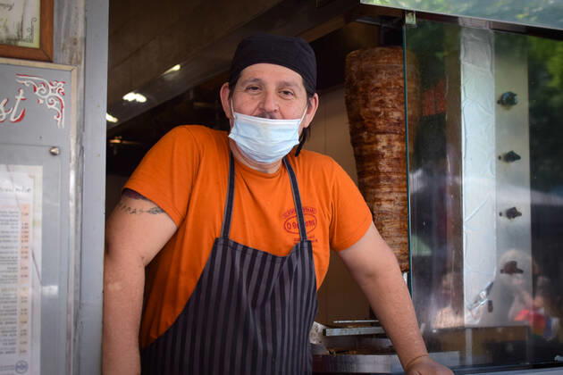 Greece: Popular street food Souvlaki prices soar under inflation A cook in a restaurant that serves the traditional street food Souvlaki stands for a picture, while the traditional Gyros Souvlaki can be seen on the right. The price of Greece s most popular street food soar, as inflation has increased to around 10.7 percent in May from 10.2 percent in April, reaching its highest level in 28 years. Athens Greece Copyright: DimitrisxAspiotis