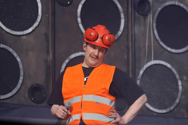 Rapper BattleBoi Basti bei Rock am Ring 2022. Knapp 90.000 Besucher bejubeln in diesem Jahr die Auftritte von etwa 70 Bands. Rock am Ring ist ein von Marek Lieberberg gegründetes Musikfestival, das traditionell auf dem Nürburgring in der Nähe der Stadt Adenau in der Eifel stattfindet. Es gilt als das traditionsreichste Rockfestival Deutschlands. Nürburg, 04.06.2022 Rheinland-Pfalz Deutschland Copyright: xChristophxHardtx