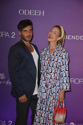 Wolke Hegenbarth mit Partner Oliver Vaid Fashion2Night auf der MS EUROPA 2 Schiff Hamburg 10. Juni 2022