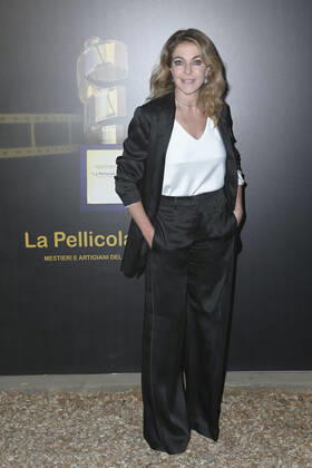 June 14, 2022, Rome, Italy: Claudia Gerini attends the red carpet of La pellicola d oro 2022 event at Casa del Cinema. Rome Italy - ZUMAs197 20220614_zaa_s197_292 Copyright: xMarioxCartellix