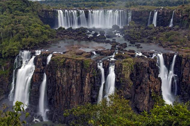Iguacu Wasserfälle, Detailansicht, die größten Wasserfälle der Erde, Foz do Iguaçu, Brasilien, Südamerika Copyright: imageBROKER/IngoxSchulz ibxisb08327551