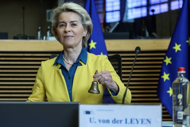 Bilder des Jahres 2022, News 06 Juni June 17, 2022, Brussels, Brussels Capital Region, Belgium: European Commission President Ursula von der Leyen during the weekly College meeting of Commissioners at the European Commission headquarters in Brussels, Belgium, on June 17, 2022. On June 17, the European Commission will deliver its verdict on granting EU candidate status to Ukraine, Georgia and Moldova. Brussels Belgium - ZUMAm177 20220617_zip_m177_007 Copyright: xValeriaxMongellix