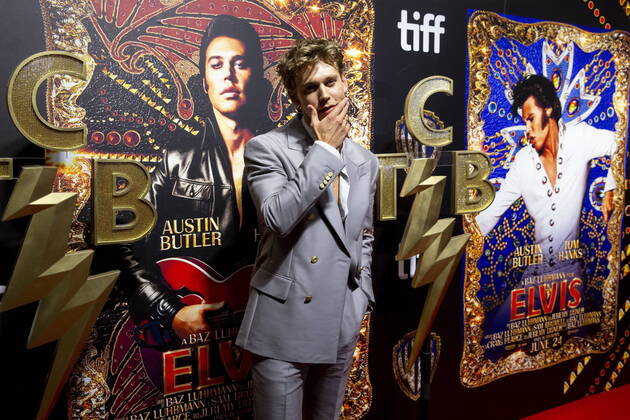 Bilder des Jahres 2022, Entertainment 06 Juni Entertainment Themen der Woche KW24 Entertainment Bilder des Tages June 17, 2022, Toronto, ON, CAN: Actor Austin Butler arrives for a screening of the film öÄuElvis,öÄÃ¹ in Toronto, on Friday, June 17, 2022. Toronto CAN  - ZUMAc35_ 20220617_zaf_c35_114 Copyright: xChrisxYoungx