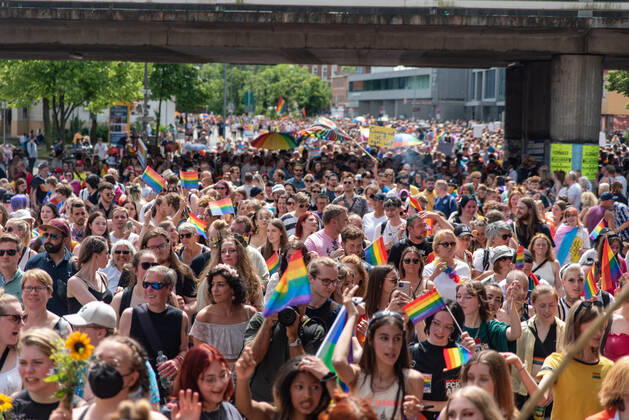 Oldenburg CSD Nordwest in Oldenburg, 18.06.2022 Rund 9.000 Personen demonstrierten im Rahmen des Christopher-Street-Day in Oldenburg für sexuelle und geschlechtliche Vielfalt. CSD Nordwest in Oldenburg, 18.06.2022 Copyright: xFabianxSteffens Eibner-Pressefotx EP_FSS