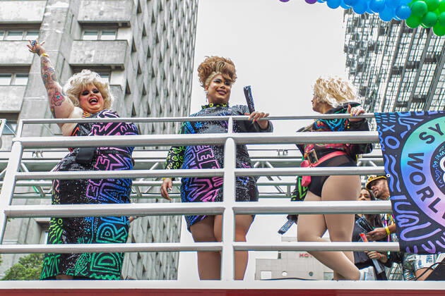 SÃO PAULO, SP - 19.06.2022: PARADA LGBT - 26th São Paulo LGBT+ Pride Parade. Parade of electric trios and parade goers (lesbians, gays, bisexuals, transsexuals, transvestites, queer, intersex and asexuals). Avenida Paulista, São Paulo, June 19, 2022. x2222778x VanxCampos
