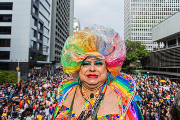 SÃO PAULO, SP - 19.06.2022: PARADA LGBT - 26th São Paulo LGBT+ Pride Parade. Parade of electric trios and parade goers (lesbians, gays, bisexuals, transsexuals, transvestites, queer, intersex and asexuals). Avenida Paulista, São Paulo, June 19, 2022. x2222796x VanxCampos