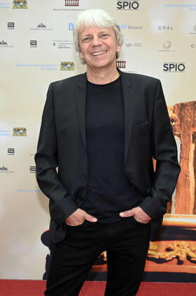 Andreas Dresen bei der 21. Verleihung des Friedenspreises des Deutschen Films Die Brücke im Cuvillià s Theater. München, 21.06.2022