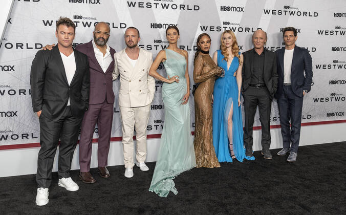 Bilder des Jahres 2022, Entertainment 06 Juni Entertainment Themen der Woche KW25 Westworld Season 4 by HBO Max premiere Luke Hemsworth, Jeffrey Wright, Aaron Paul, Angela Sarafyan, Tessa Thompson, Evan Rachel Wood, Ed Harris, James Marsden attend Westworld Season 4 by HBO Max premiere are Alice Tully Hall New York New York United States Alice Tully Hall Copyright: LevxRadin