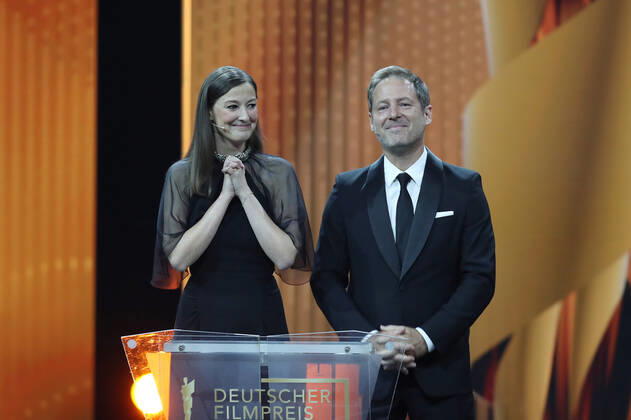 Deutscher Filmpreis 2022 Alexandra Maria Lara und Florian Gallenberger bei der Verleihung der Lola - Deutscher Filmpreis 2022 im Palais am Funkturm in Berlin 24.06.2022 Copyright: xEventpressx