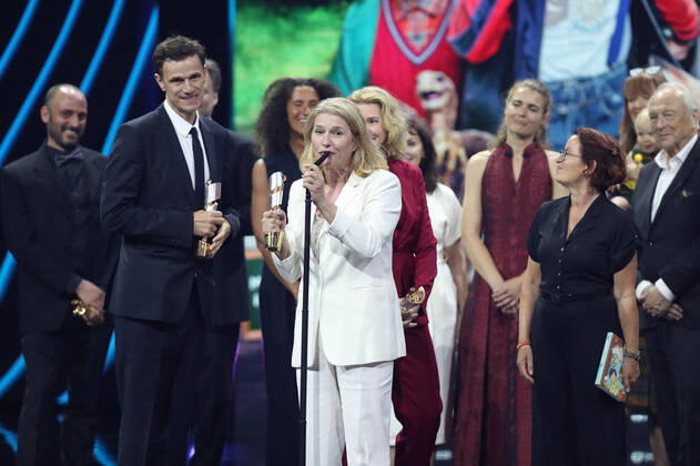 Deutscher Filmpreis 2022 Preisträger:in BESUCHERSTÄRKSTER FILM DIE SCHULE DER MAGISCHEN TIERE bei der Verleihung der Lola - Deutscher Filmpreis 2022 im Palais am Funkturm in Berlin 24.06.2022 Copyright: xEventpressx