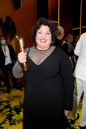 Deutscher Filmpreis 2022 Meltem Kaptan auf der Party bei der Verleihung der Lola - Deutscher Filmpreis 2021 im Palais am Funkturm in der Messe Berlin. Copyright: xEventpressxGolejewskix