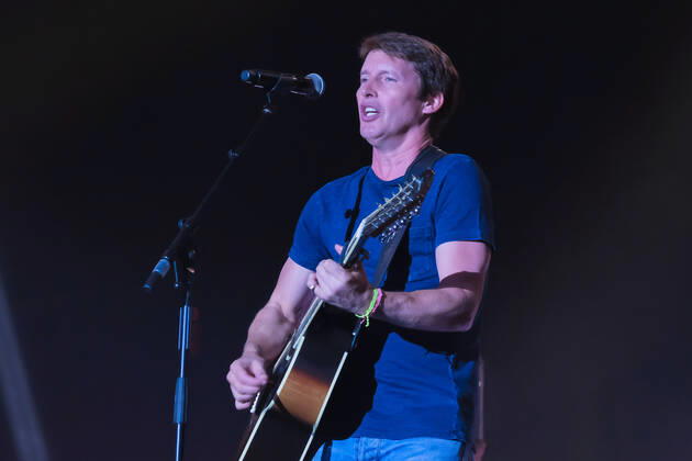 July 8, 2022, Great Tew, Oxfordshire, United Kingdom: English singer, songwriter, musician, and former reconnaissance officer in the lifeguards regiment of the British Army, James Hillier Blunt, professionally known as James Blunt, performs live on stage at Cornbury Festival. Great Tew United Kingdom - ZUMAs197 20220708_zaa_s197_331 Copyright: xDawnxFletcher-Parkx