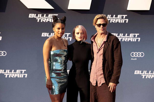 Bilder des Jahres 2022, Entertainment 07 Juli Entertainment Themen der Woche KW29 Entertainment Bilder des Tages Zazie Beetz, Joey King und Brad Pitt bei der Bullet Train Film Premiere am 19.07.2022 in Berlin Bullet Train Filmpremiere in Berlin