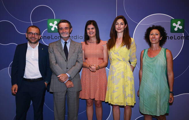 Milan, Italy Wine Media Conference world review dedicated to the communication of wine in Lombardy attended by Attilio Fontana President of the Lombardy Region, Councilor Rolfi of the Lombardy Region together with the president of Ascovilo Giovanna Prandini and the journalist and author Laura Donadoni, in video link from the United States Allan Wright president of the Wine Media Conference. The event will take place in Desenzano del Garda from 27 September to 3 October 2022 In the picture: Giovanna Prandini president Ascovilo, Attilio Fontana President of the Lombardy Region, councilor Rolfi Lombardy Region, Laura Donadoni, Francesca Pagnoncelli Folcieri Copyright: xNickxZonnax xipa-agency.netx xNickxZonnax