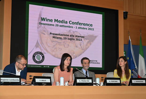 Milan, Italy Wine Media Conference world review dedicated to the communication of wine in Lombardy attended by Attilio Fontana President of the Lombardy Region, Councilor Rolfi of the Lombardy Region together with the president of Ascovilo Giovanna Prandini and the journalist and author Laura Donadoni, in video link from the United States Allan Wright president of the Wine Media Conference. The event will take place in Desenzano del Garda from 27 September to 3 October 2022 In the picture: Giovanna Prandini president Ascovilo, Attilio Fontana President of the Lombardy Region, councilor Rolfi Lombardy Region, Laura Donadoni during the event presentation Copyright: xNickxZonnax xipa-agency.netx xNickxZonnax