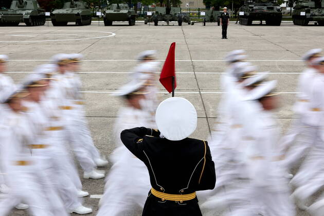 Bilder des Jahres 2022, News 07 Juli News Themen der Woche KW 30 News Bilder des Tages KALININGRAD, RUSSIA - JULY 31, 2022: Russian servicemen take part in a military parade on Russian Navy Day. Vitaly Nevar TASS  TS13C643