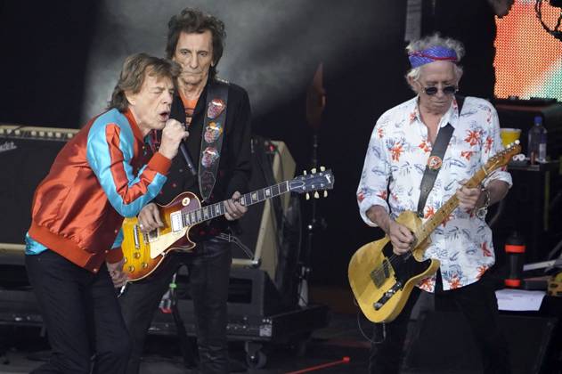 Bilder des Jahres 2022, Entertainment 08 August Entertainment Themen der Woche KW31 Mick Jagger, Ron Wood und Keith Richards von den Rolling Stones live beim Abschlusskonzert der Sixty Tour in der Waldbühne. Berlin, 03.08.2022