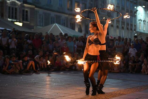  Linzer Pflasterspektakel (Oberösterreich, Österreich, Europa) - Linzer Pflasterspektakel, international street performance festival (Upper Austria, Austria), Das Linzer Pflasterspektakel (Österreich) ist eines der bedeutendsten und vielfältigsten Straßenkunstfestivals in Europa. - The Linz Pflasterspektakel is one of the most important and diverse street art festivals in Europe., Das Linzer Pflasterspektakel (Österreich) ist eines der bedeutendsten und vielfältigsten Straßenkunstfestivals in Europa. - The Linz Pflasterspektakel is one of the most important and diverse street art festivals in Europe., 12.05.2020, Copyright: xSpitzi-Fotox Panthermedia28427209.jpg