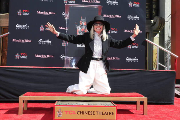 Bilder des Jahres 2022, Entertainment 08 August Entertainment Themen der Woche KW32 August 11, 2022, Los Angeles, California, USA: Diane Keaton at a ceremony honoring Diane Keaton with hand and footprints at the TCL Chinese Theatre IMAX in Los Angeles. Los Angeles USA - ZUMAg107 20220811_stw_g107_401 Copyright: xNinaxPrommerx