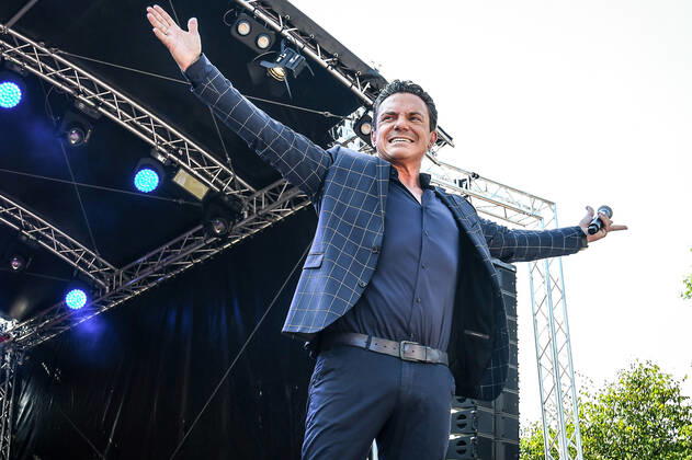 13.08.2022, xlakx, Entertainment Musik, SchlagerHammer-Tour 2022 in Oranienburg emspor, v.l.Claudia Jung im Schlosspark Oranienburg bei der SchlagerHammer-Tour 2022. Oranienburg