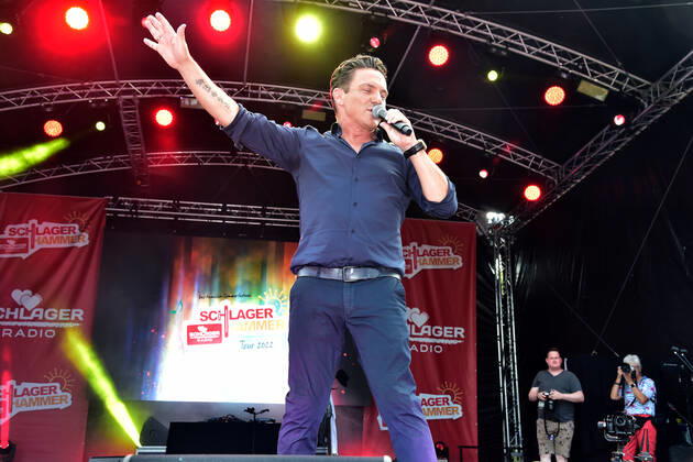 8.ten schlagerHammer 2022 Stefan Mross beim 8 Schlager Hammer, Austragungsort in ORANIENBURG an der Orangerie Berlin 13.08.2022