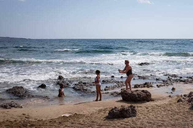 Tourism In Greece - Falassarna Beach In Crete Island People are enjoy their time at Falassarna beach near Chania, Crete Island, Greece on August 14, 2022. Falassarna is located 59 kilometers west of Chania. Today is one of the most famous destinations in Crete, for its beaches and for reasons of ecological interest. Falassarna Greece Copyright: xNikolasxKokovlisx originalFilename: kokovlis-notitle220814_nptS2