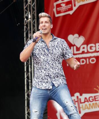 Norman Langen bei der Schlager Radio Schlager Hammer Tour 2022 in Oranienburg.
