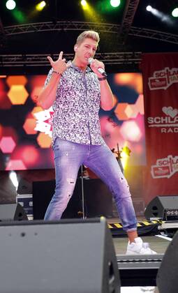 Norman Langen bei der Schlager Radio Schlager Hammer Tour 2022 in Oranienburg.