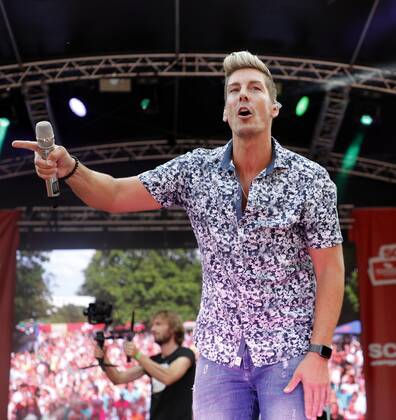 Norman Langen bei der Schlager Radio Schlager Hammer Tour 2022 in Oranienburg.