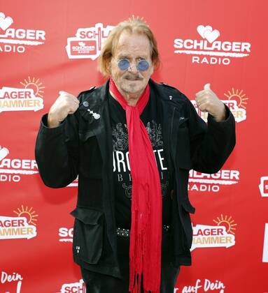 Frank Zander bei der Schlager Radio Schlager Hammer Tour 2022 in Oranienburg.