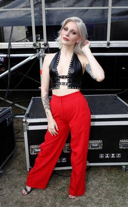 Marie Reim bei der Schlager Radio Schlager Hammer Tour 2022 in Oranienburg.