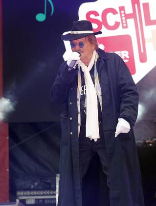 Frank Zander bei der Schlager Radio Schlager Hammer Tour 2022 in Oranienburg.