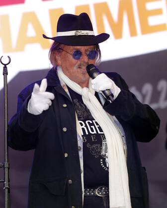 Frank Zander bei der Schlager Radio Schlager Hammer Tour 2022 in Oranienburg.