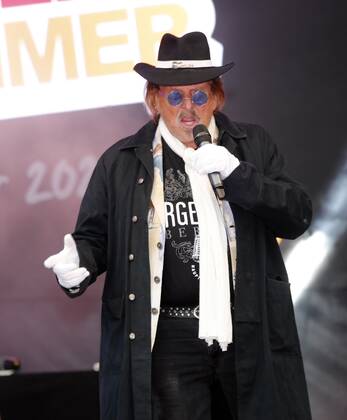 Frank Zander bei der Schlager Radio Schlager Hammer Tour 2022 in Oranienburg.