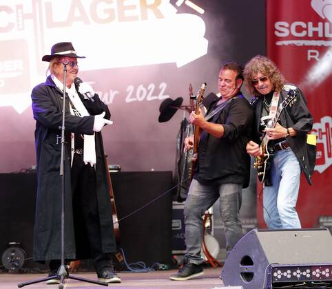 Frank Zander bei der Schlager Radio Schlager Hammer Tour 2022 in Oranienburg.
